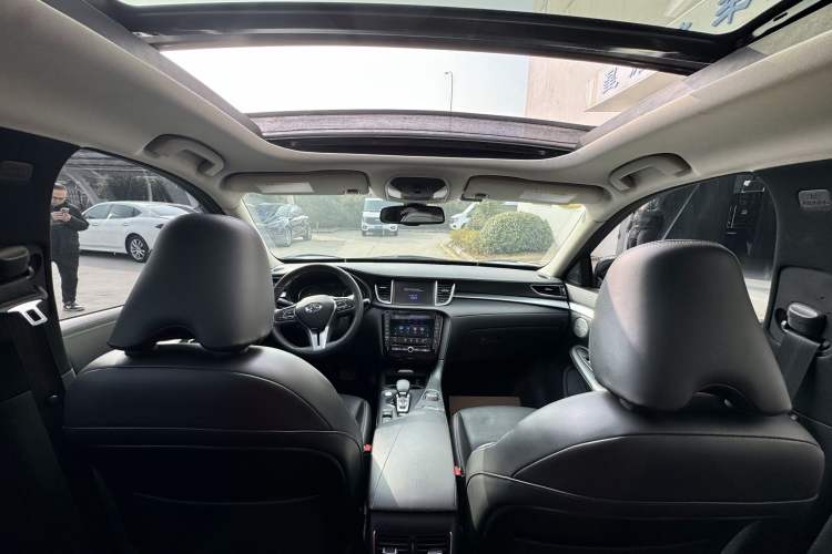 Used Infiniti QX50 2018 2.0T Four-Wheel Drive Smart Edition Interior 5