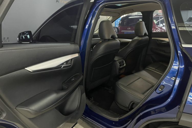 Used Infiniti QX50 2018 2.0T Two-Wheel Drive Fashion Edition Interior 6