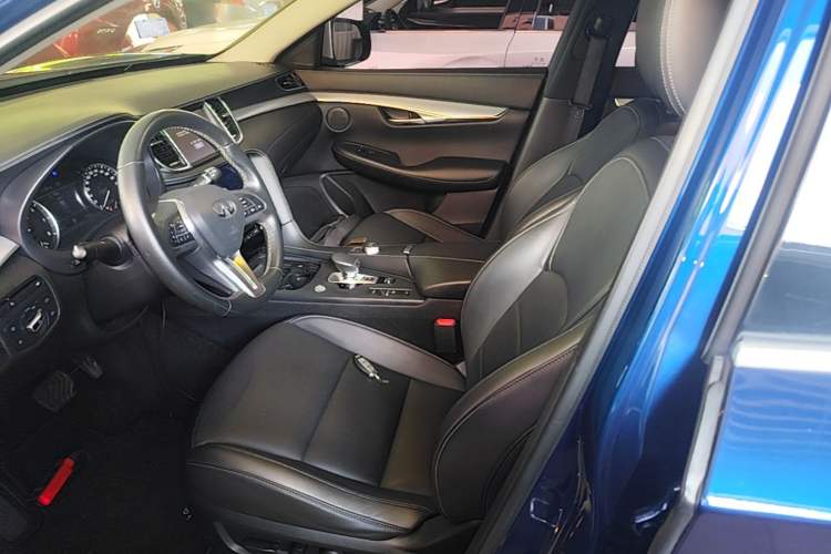 Used Infiniti QX50 2018 2.0T Four-Wheel Drive Elite Edition Left Front Seat