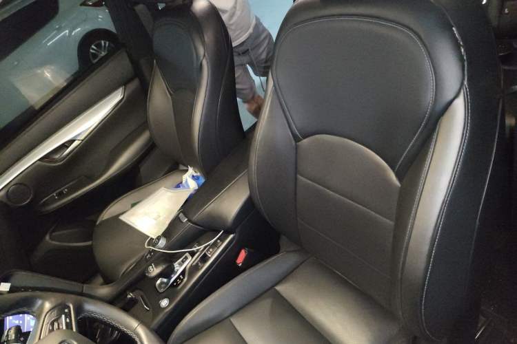 Used Infiniti QX50 2018 2.0T Four-Wheel Drive Elite Edition Left Front Seat