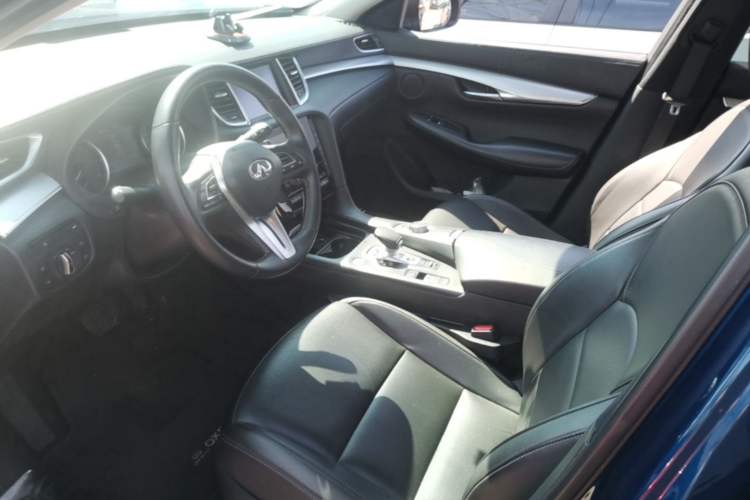 Used Infiniti QX50 2018 2.0T Two-Wheel Drive Fashion Edition Left Front Seat