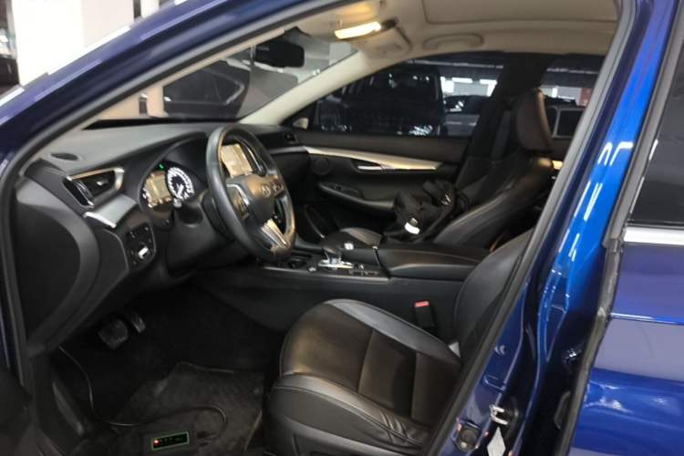 Used Infiniti QX50 2018 2.0T Two-Wheel Drive Fashion Edition Left Front Seat