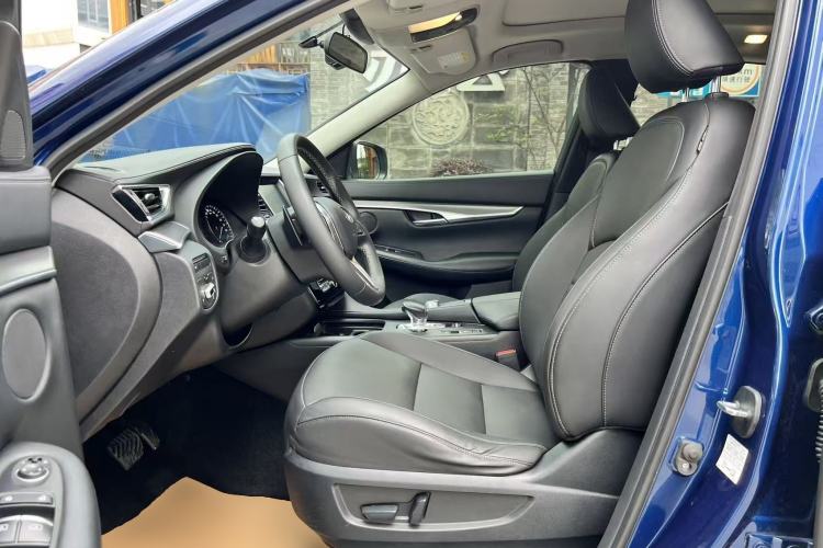 Used Infiniti QX50 2018 2.0T Two-Wheel-Drive Elite Edition Left Front Seat