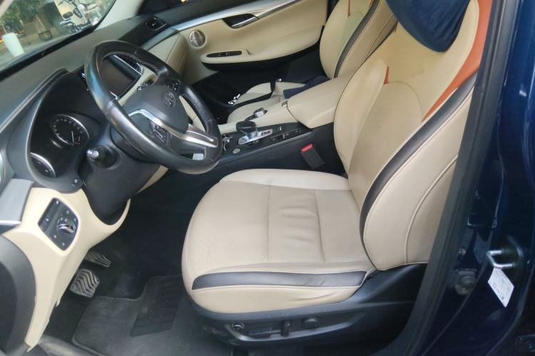 Used Infiniti QX50 2018 2.0T Two-Wheel Drive Fashion Edition Left Front Seat