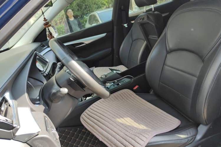 Used Infiniti QX50 2018 2.0T Four-Wheel Drive Elite Edition Left Front Seat