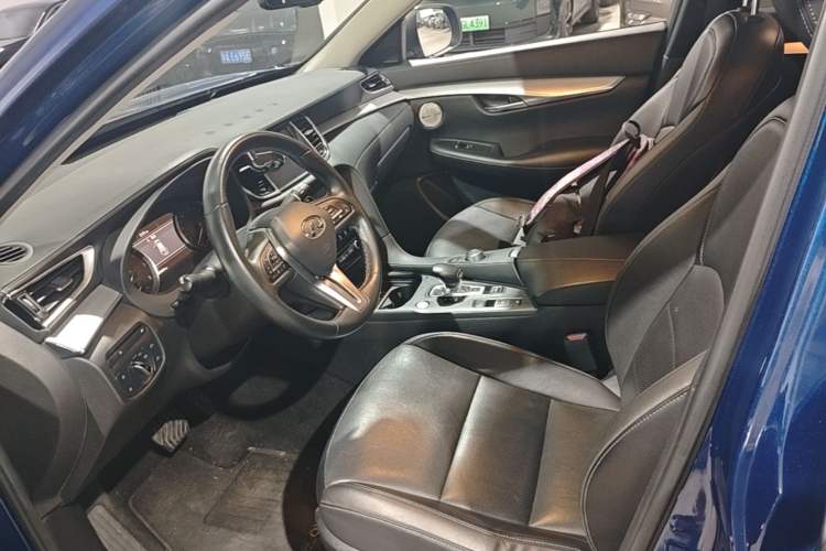 Used Infiniti QX50 2018 2.0T Two-Wheel Drive Fashion Edition Left Front Seat