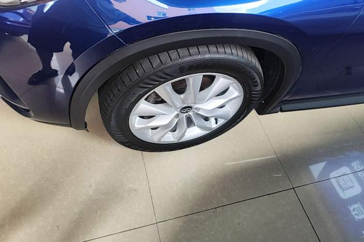 Used Infiniti QX50 2018 2.0T Four-Wheel Drive Elite Edition Left Front Wheel Hub