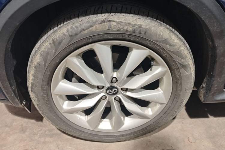 Used Infiniti QX50 2018 2.0T Two-Wheel Drive Fashion Edition Left Front Wheel Hub