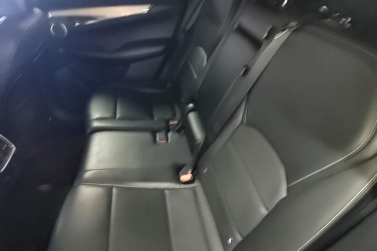 Used Infiniti QX50 2018 2.0T Four-Wheel Drive Luxury Edition Left Rear Seat