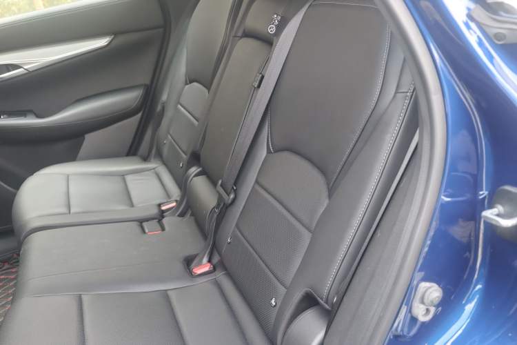 Used Infiniti QX50 2018 2.0T Four-Wheel Drive Luxury Edition Left Rear Seat