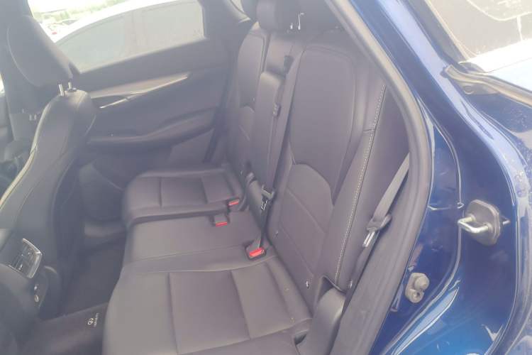 Used Infiniti QX50 2018 2.0T Two-Wheel Drive Fashion Edition Left Rear Seat