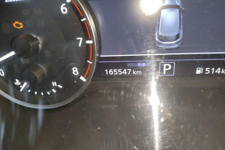 Used Infiniti QX50 2018 2.0T Two-Wheel Drive Fashion Edition Odometer Close Up