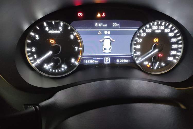 Used Infiniti QX50 2018 2.0T Four-Wheel Drive Elite Edition Odometer Close Up