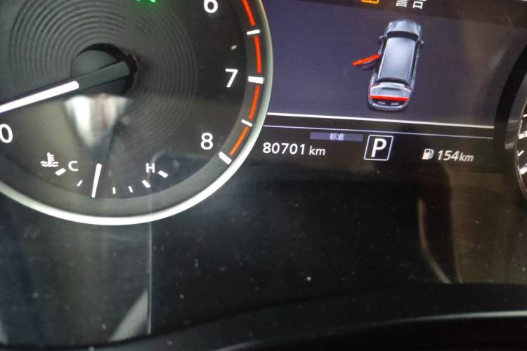Used Infiniti QX50 2018 2.0T Two-Wheel Drive Fashion Edition Odometer Close Up