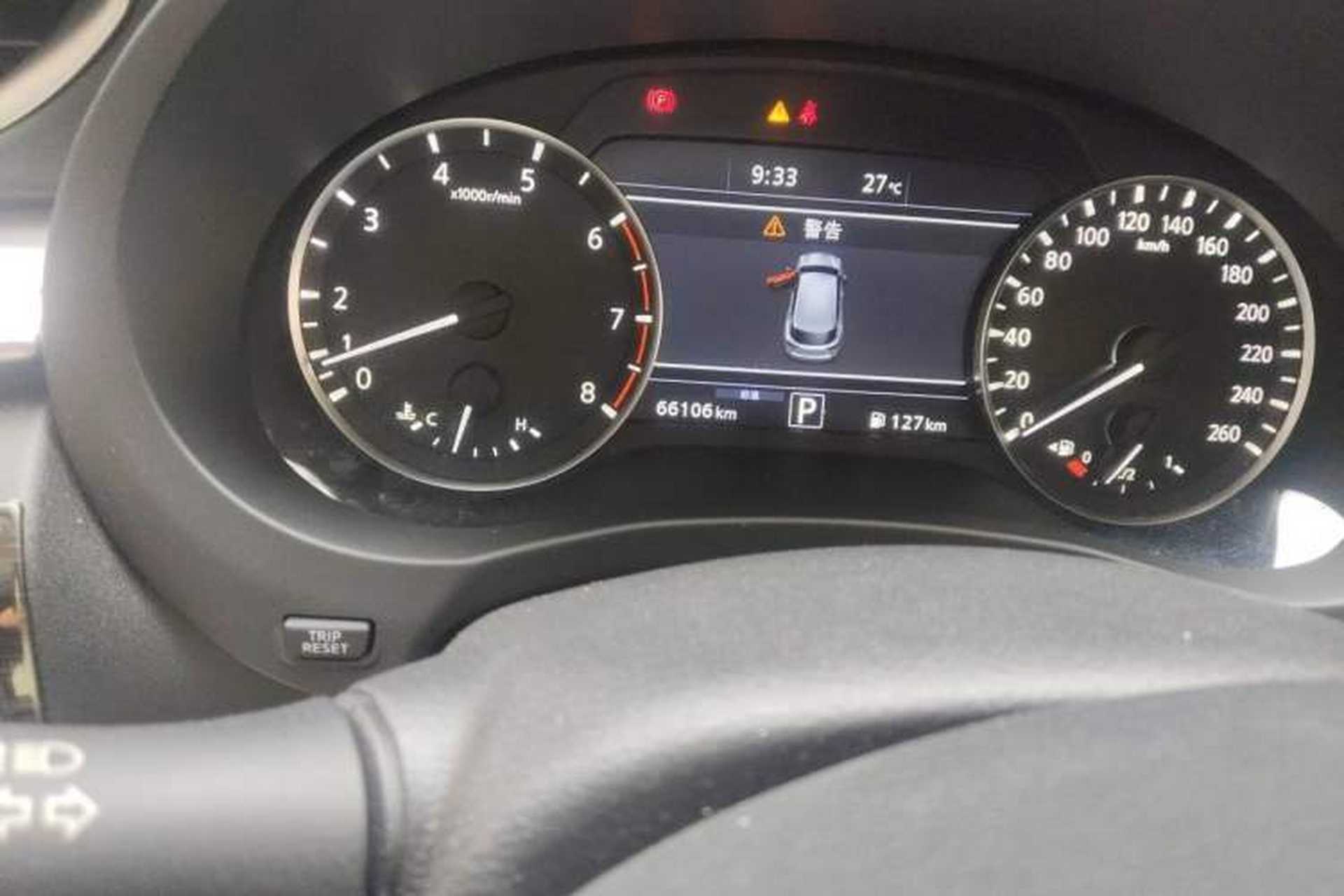 Used Infiniti QX50 2018 2.0T Four-Wheel Drive Smart Edition Odometer Close Up