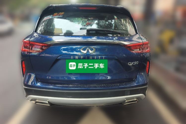 Used Infiniti QX50 2018 2.0T Two-Wheel Drive Fashion Edition Rear