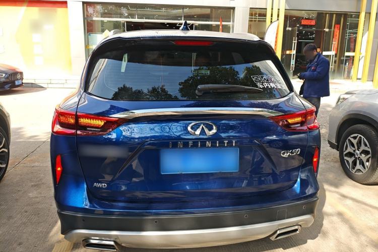 Used Infiniti QX50 2018 2.0T Four-Wheel Drive Elite Edition Rear