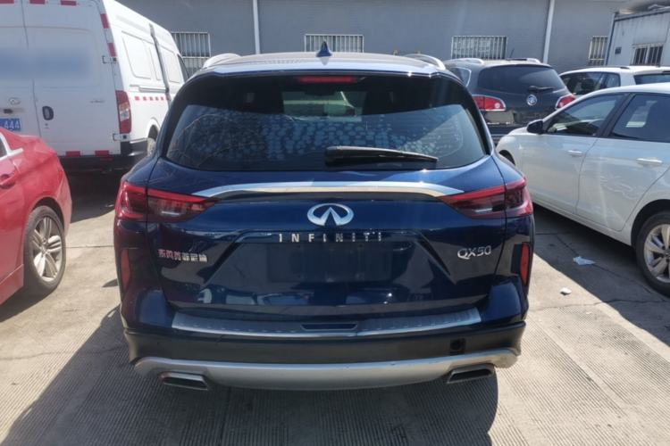 Used Infiniti QX50 2018 2.0T Two-Wheel Drive Fashion Edition Rear
