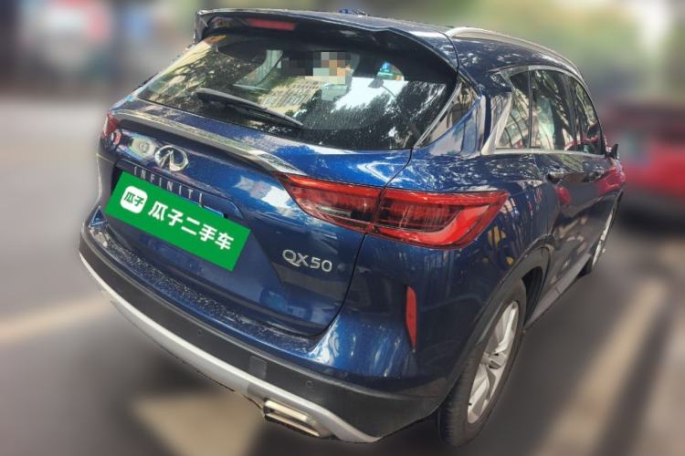 Used Infiniti QX50 2018 2.0T Two-Wheel Drive Fashion Edition Rear Right 45 Deg