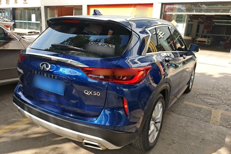 Used Infiniti QX50 2018 2.0T Four-Wheel Drive Elite Edition Rear Right 45 Deg
