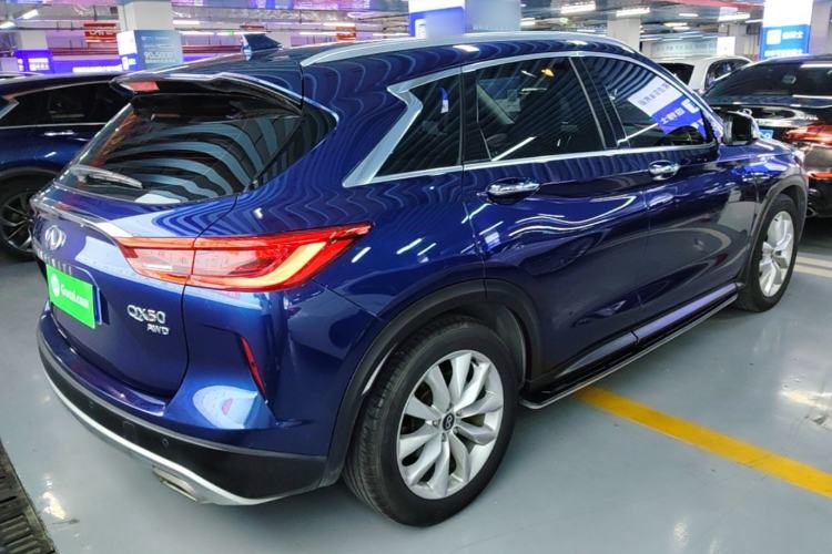 Used Infiniti QX50 2018 2.0T Four-Wheel Drive Elite Edition Rear Right 45 Deg