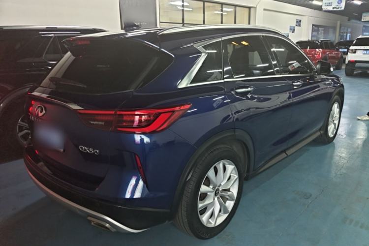 Used Infiniti QX50 2018 2.0T Four-Wheel Drive Elite Edition Rear Right 45 Deg