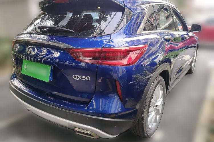 Used Infiniti QX50 2018 2.0T Two-Wheel Drive Fashion Edition Rear Right 45 Deg