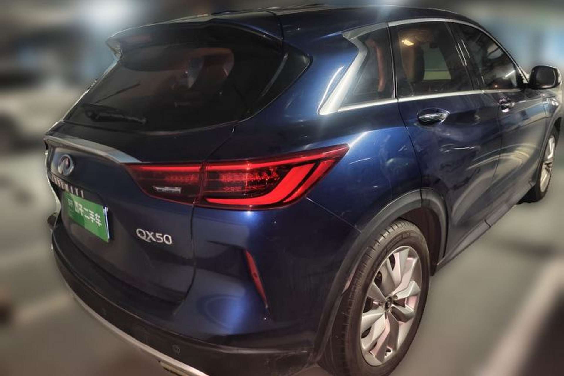 Used Infiniti QX50 2018 2.0T Two-Wheel-Drive Elite Edition Rear Right 45 Deg