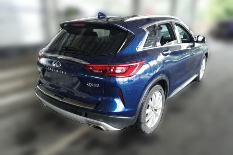Used Infiniti QX50 2018 2.0T Two-Wheel Drive Fashion Edition Rear Right 45 Deg