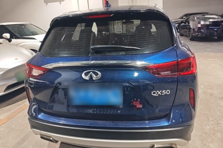 Used Infiniti QX50 2018 2.0T Two-Wheel Drive Fashion Edition Rear