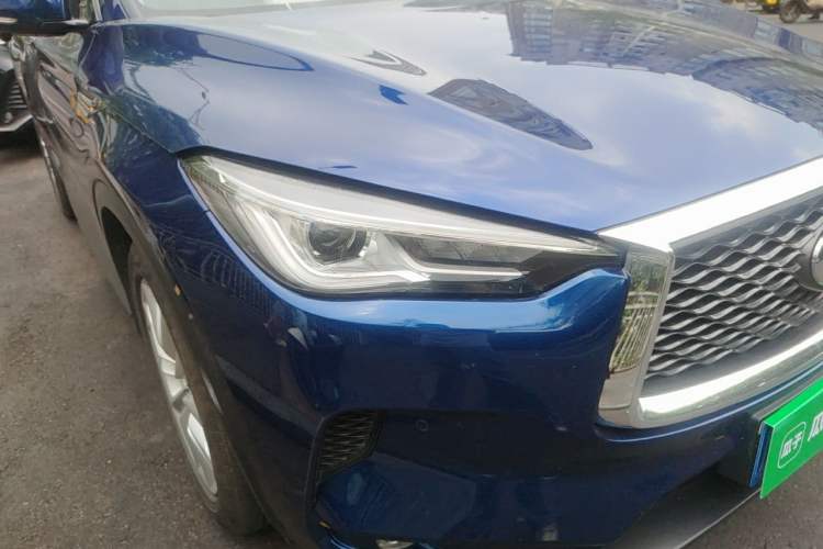 Used Infiniti QX50 2018 2.0T Four-Wheel Drive Elite Edition Right Front Headlight