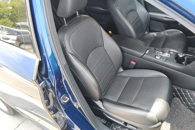 Used Infiniti QX50 2018 2.0T Four-Wheel Drive Elite Edition Right Front Seat