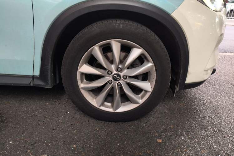 Used Infiniti QX50 2018 2.0T Two-Wheel Drive Fashion Edition Right Front Wheel Hub