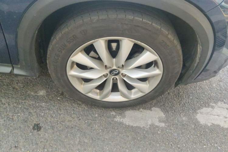 Used Infiniti QX50 2018 2.0T Two-Wheel Drive Fashion Edition Right Front Wheel Hub