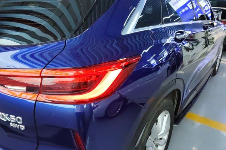 Used Infiniti QX50 2018 2.0T Four-Wheel Drive Elite Edition Right Rear Taillight