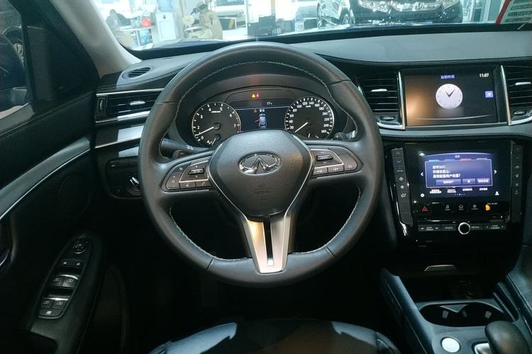 Used Infiniti QX50 2018 2.0T Two-Wheel-Drive Elite Edition Steering Wheel