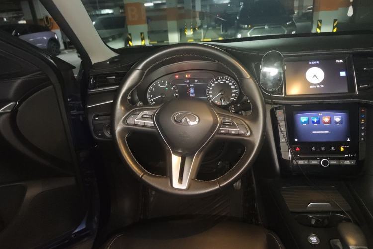 Used Infiniti QX50 2018 2.0T Two-Wheel-Drive Elite Edition Steering Wheel