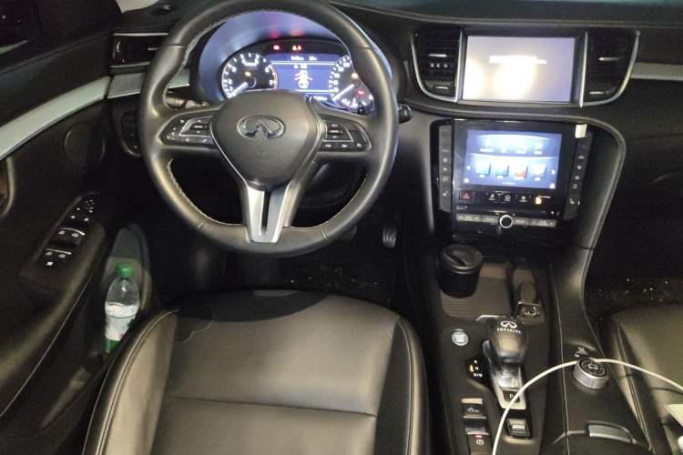 Used Infiniti QX50 2018 2.0T Four-Wheel Drive Elite Edition Steering Wheel