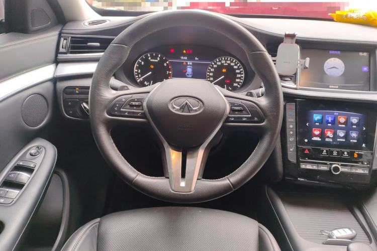 Used Infiniti QX50 2018 2.0T Two-Wheel Drive Fashion Edition Steering Wheel