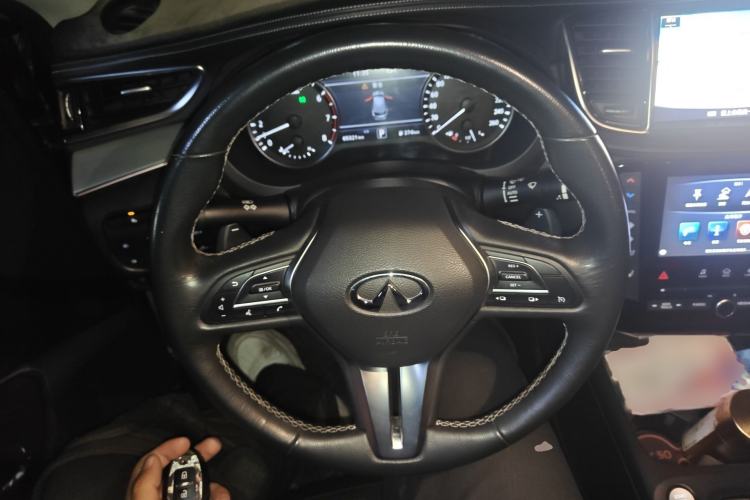 Used Infiniti QX50 2018 2.0T Four-Wheel Drive Elite Edition Steering Wheel