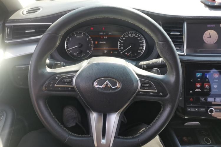 Used Infiniti QX50 2018 2.0T Two-Wheel Drive Fashion Edition Steering Wheel