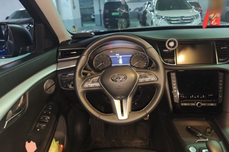 Used Infiniti QX50 2018 2.0T Two-Wheel Drive Fashion Edition Steering Wheel