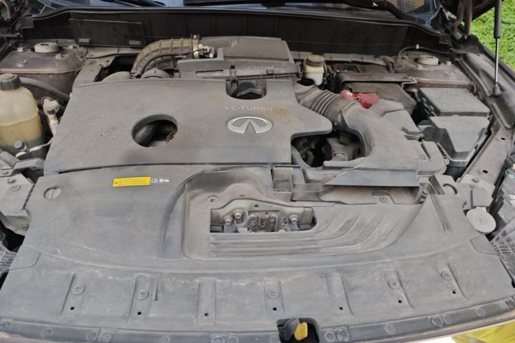 Used Infiniti QX50 2018 2.0T Two-Wheel Drive Fashion Edition Engine Bay