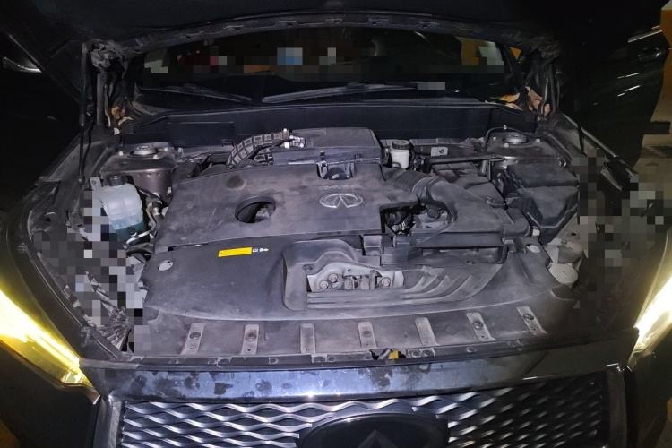 Used Infiniti QX50 2018 2.0T Four-Wheel Drive Smart Edition Engine Bay