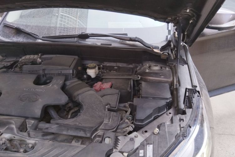 Used Infiniti QX50 2018 2.0T Four-Wheel Drive Elite Edition Engine Bay Left