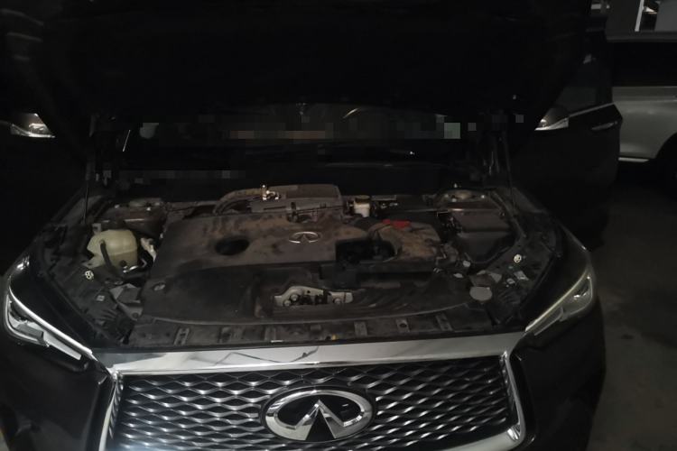 Used Infiniti QX50 2018 2.0T Four-Wheel Drive Elite Edition Engine Bay