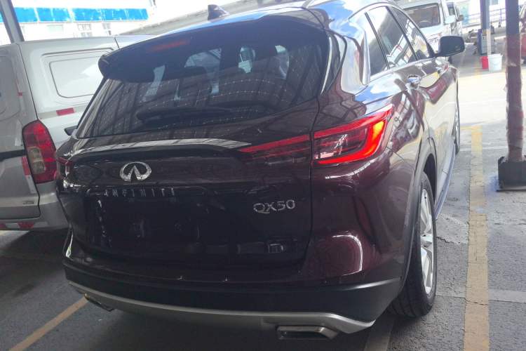 Used Infiniti QX50 2018 2.0T Four-Wheel Drive Elite Edition Exterior 4