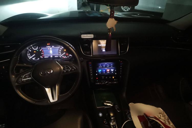 Used Infiniti QX50 2018 2.0T Four-Wheel Drive Elite Edition Interior 2