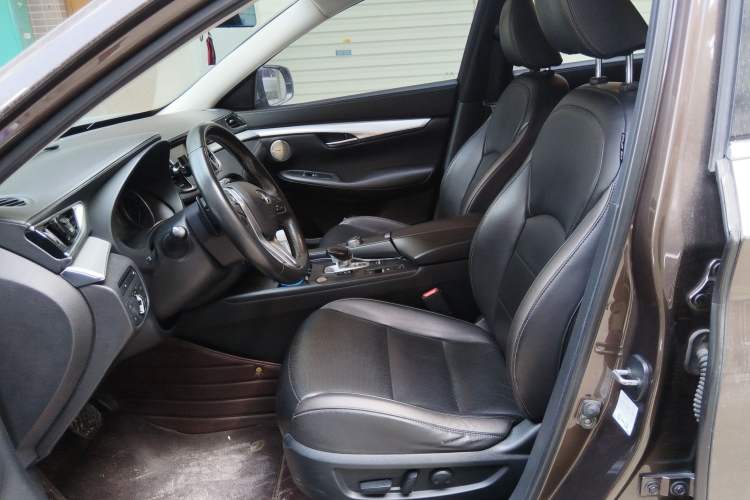 Used Infiniti QX50 2018 2.0T Four-Wheel Drive Elite Edition Left Front Seat