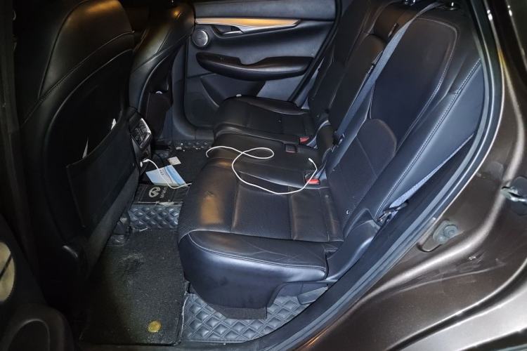 Used Infiniti QX50 2018 2.0T Four-Wheel Drive Smart Edition Left Rear Seat